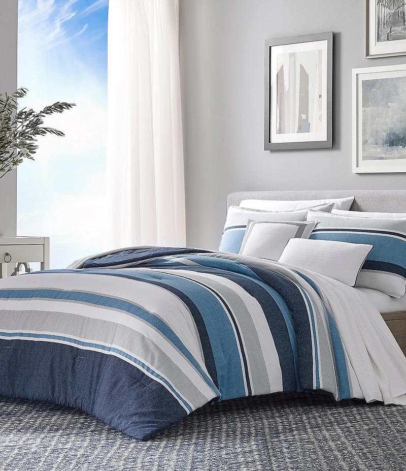 Nautica Westport Navy Comforter & Pillow Set