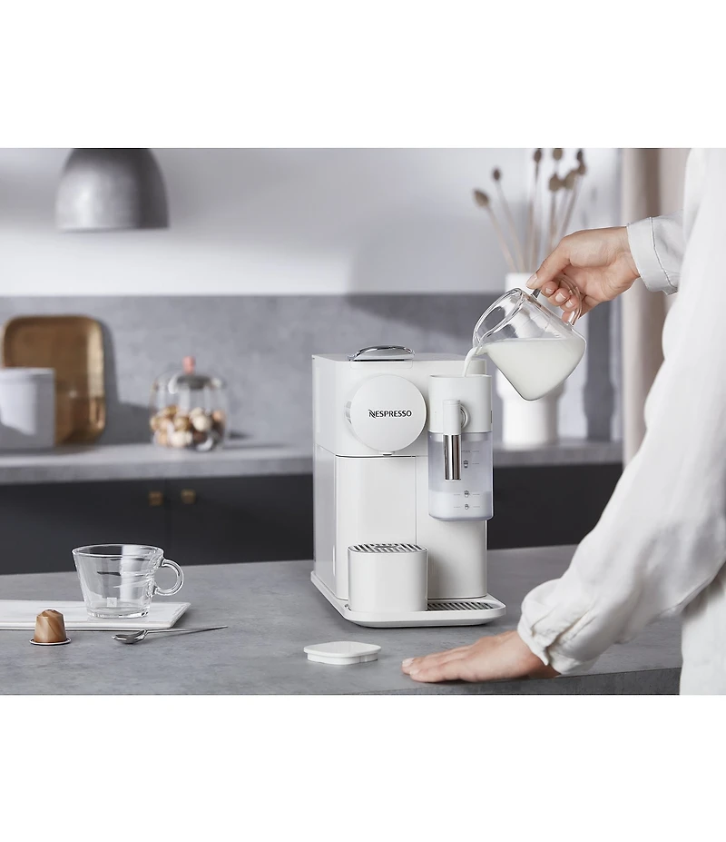 Nespresso Lattissima One Machine
