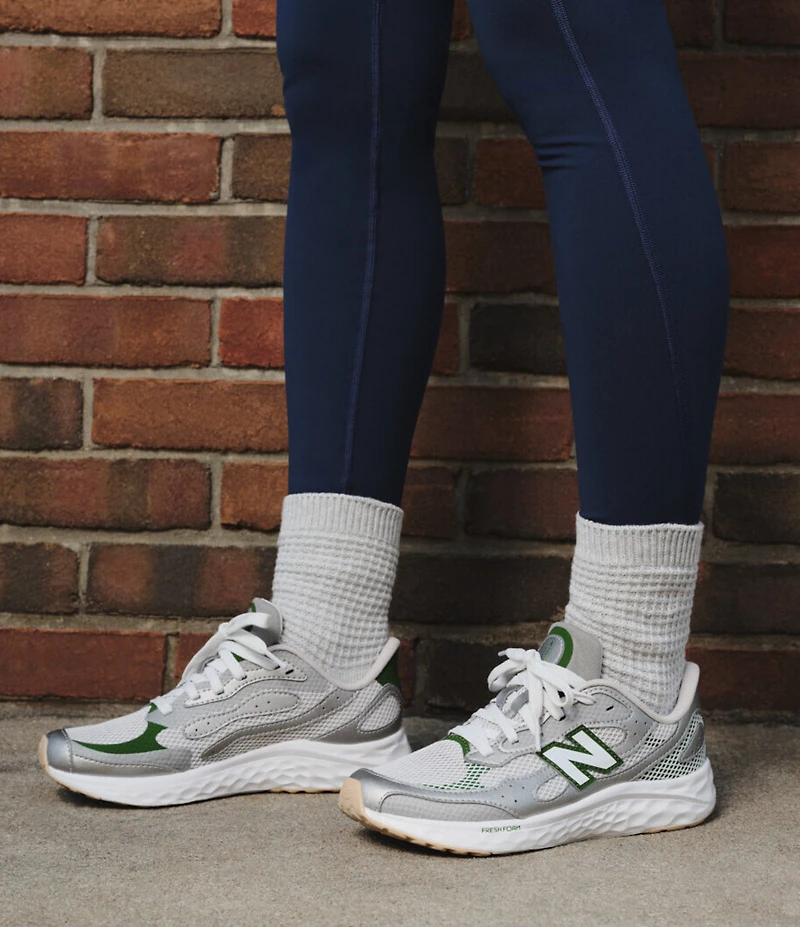 New Balance Women's Fresh Foam Arishi v4 Running Shoes