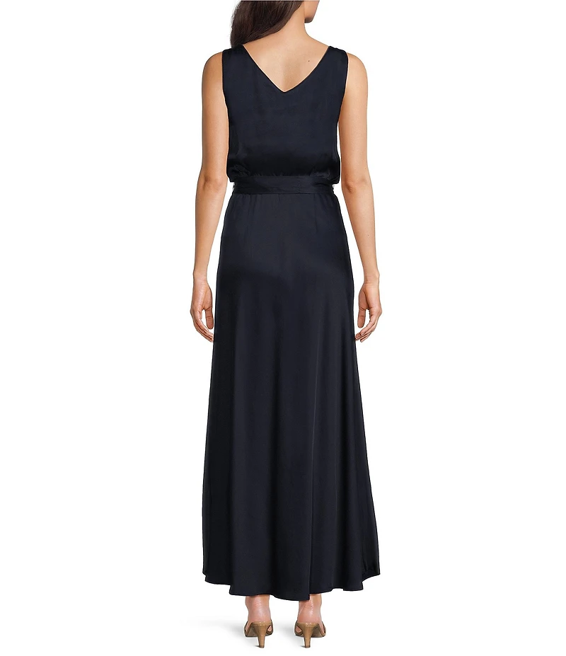 NIC + ZOE Bianca Woven V-Neck Sleeveless Blouson Maxi Dress