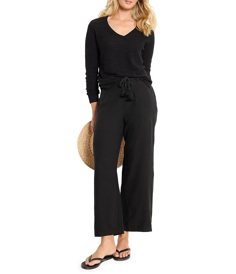 NIC + ZOE Breezy Texture V-Neck Long Sleeve Pullover Top