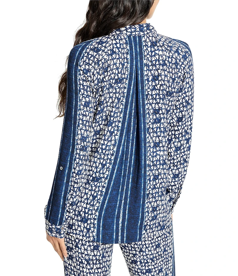 NIC + ZOE Etched Angles Point V-Neck Long Sleeve Button Front Coordinating Top