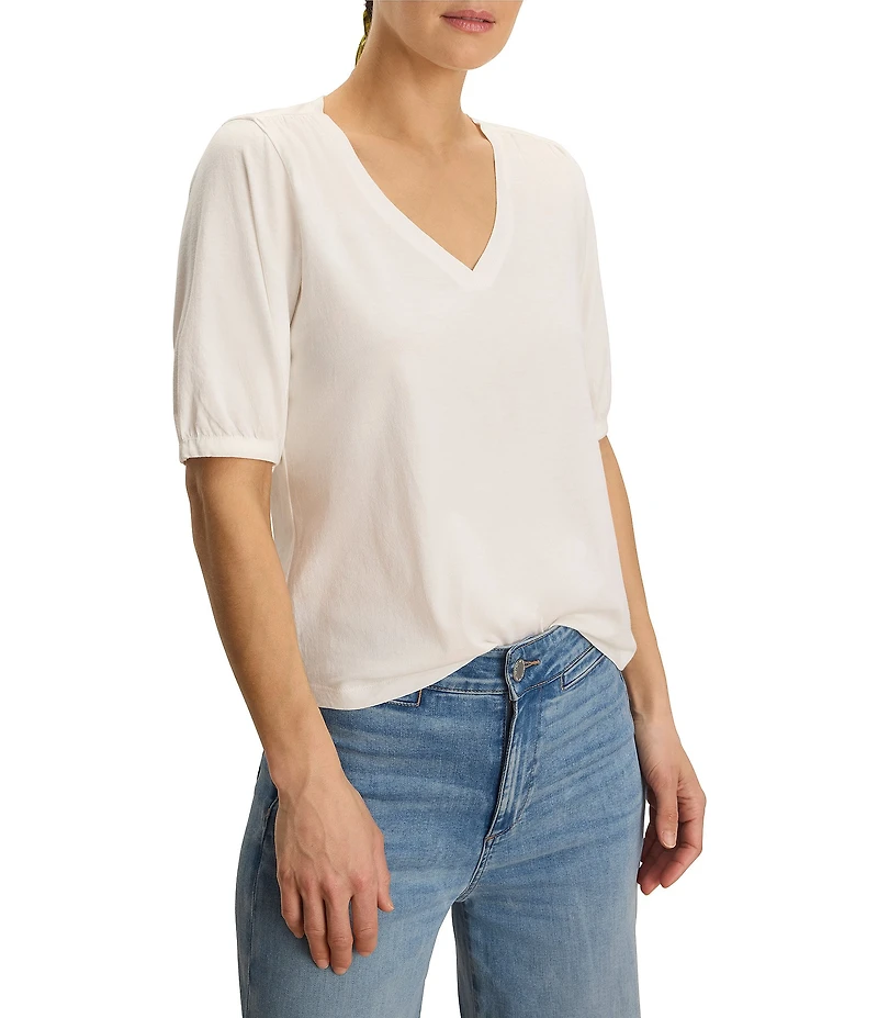 NIC + ZOE NZT Knit V-Neck Elbow Sleeve Tee