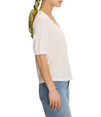 NIC + ZOE NZT Knit V-Neck Elbow Sleeve Tee