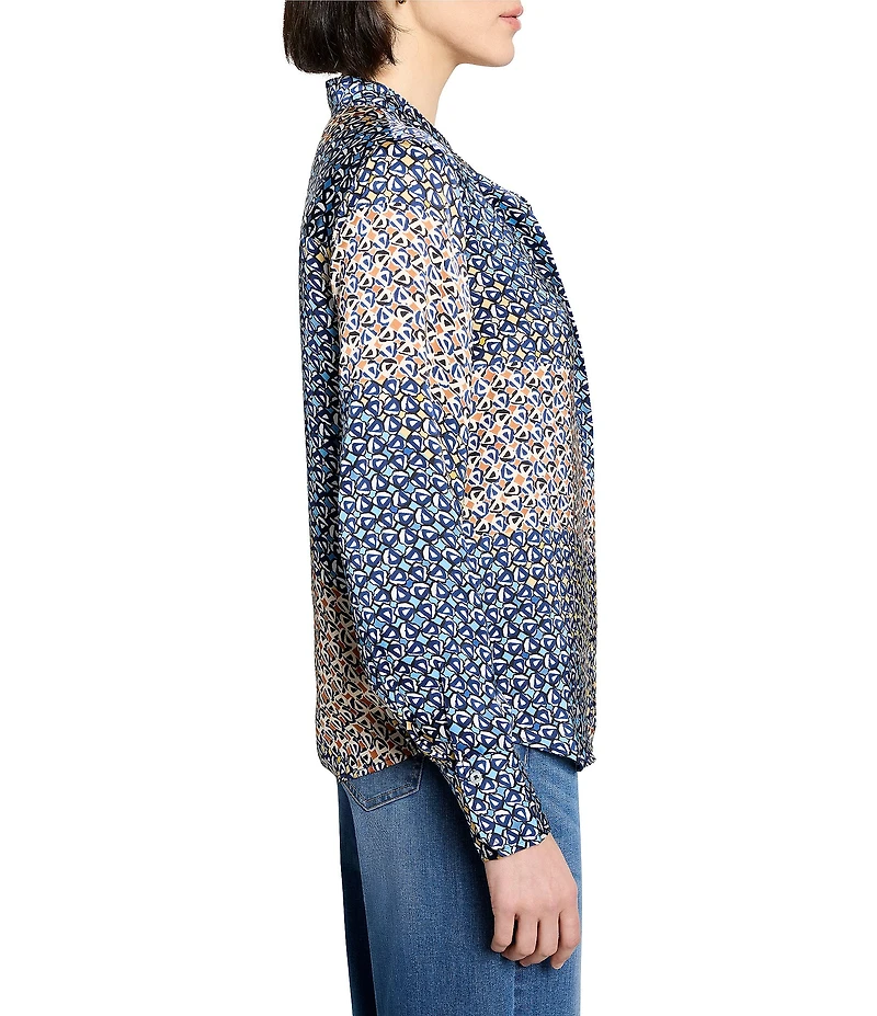 NIC + ZOE Woven Monogram Mix Banded V-Neck Long Sleeve Shirt