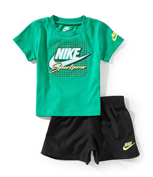 Nike Baby Boys On The Move Logo Short Sleeve T-Shirt Shorts Set