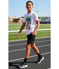 Nike Big Boys Short Sleeve Graphic T-Shirt