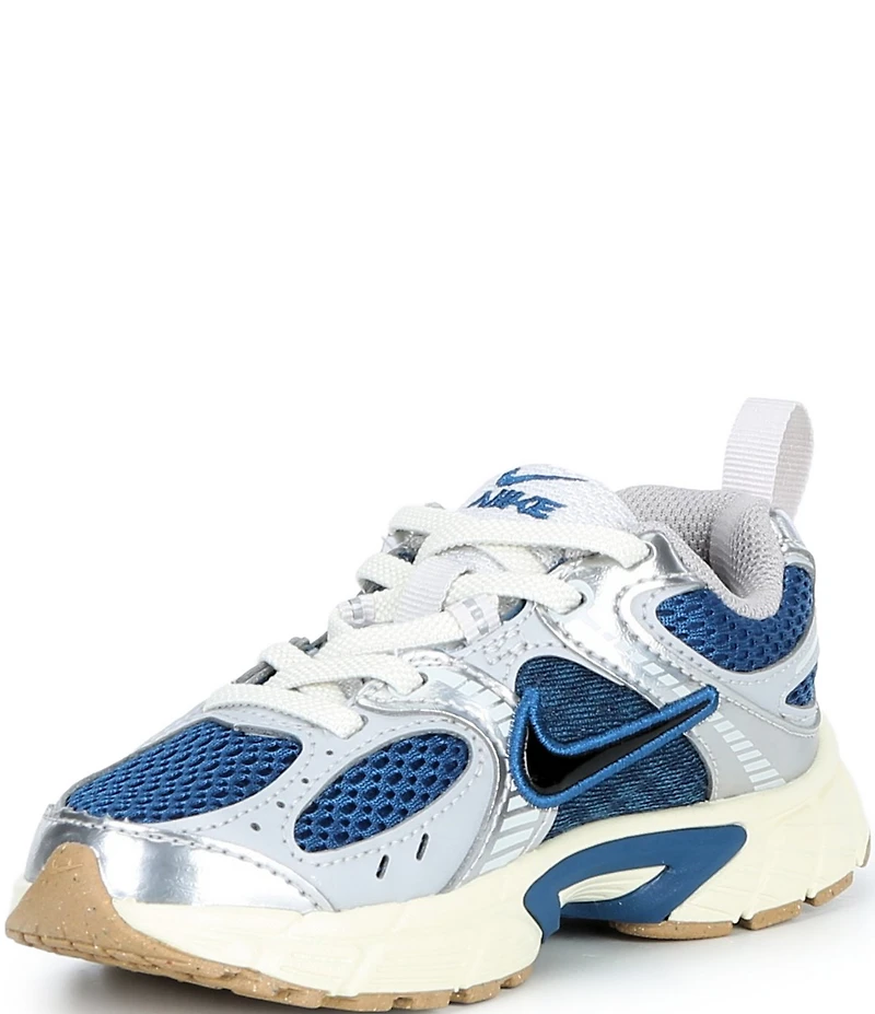 Nike Boys' V5 RNR PS Running Sneakers (Youth)