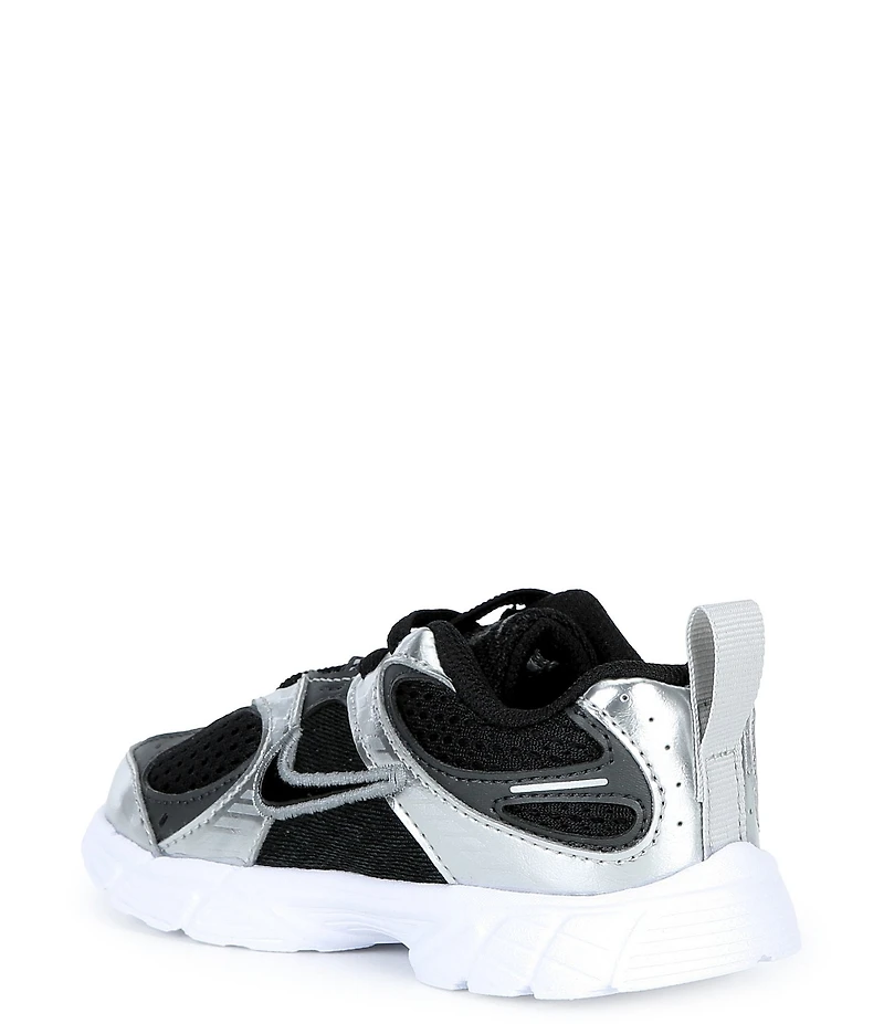 Nike Boys' V5 RNR Sneakers (Toddler)