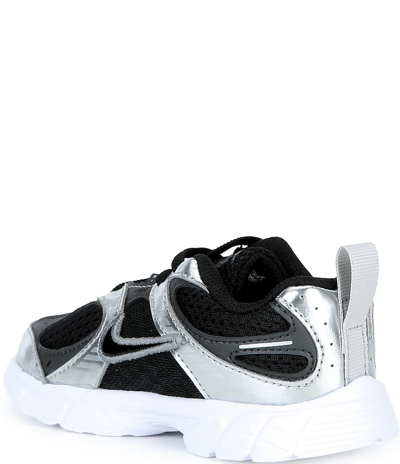 Nike Boys' V5 RNR Sneakers (Toddler)