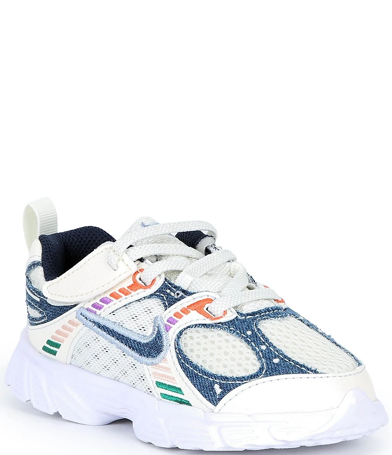 Nike Girls' V5 RNR Sneakers (Infant)