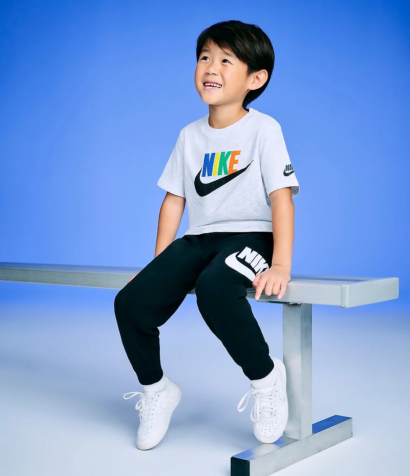 Nike Little Boys Clube Short-Sleeve Club T-Shirt