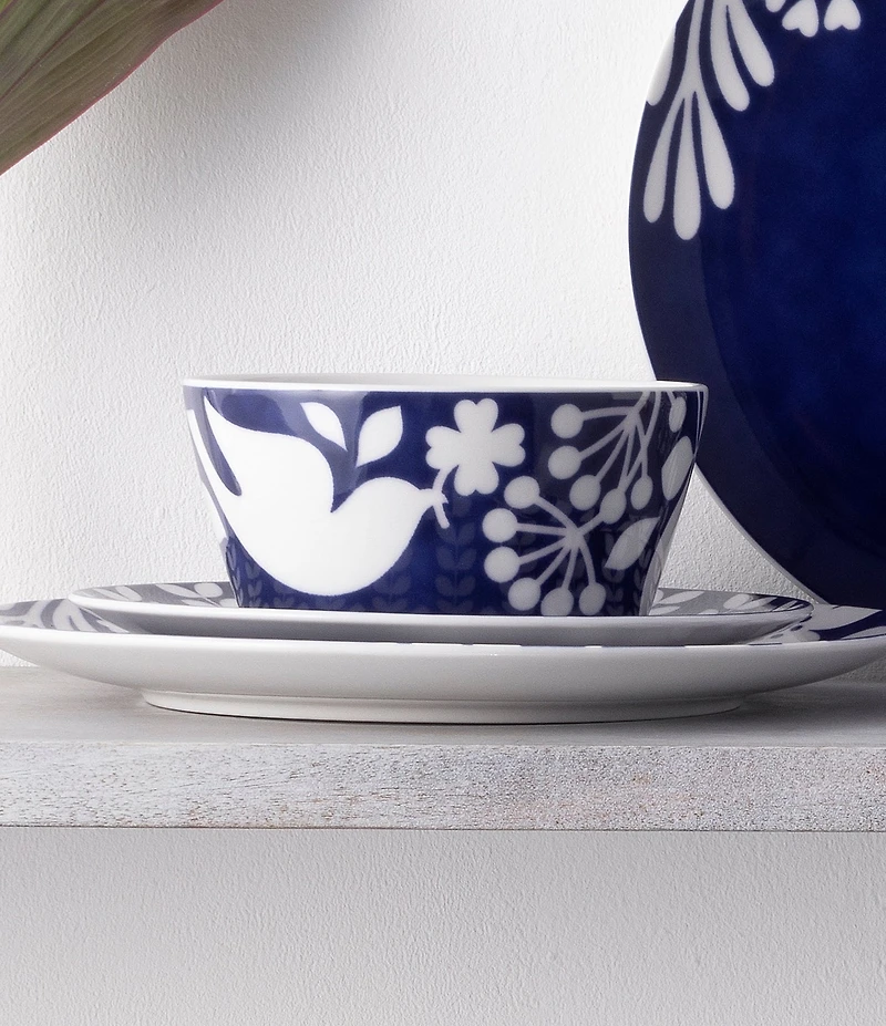 Noritake Bluefjord Collection Floral Place Setting