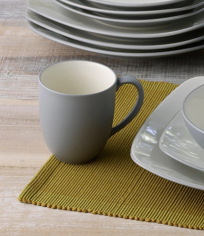 Noritake Colorwave Collection Square Place Setting