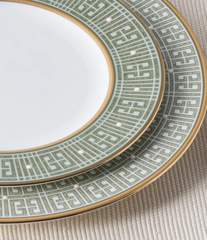 Noritake Infinity Collection Gold Trim 5-Piece Place Setting