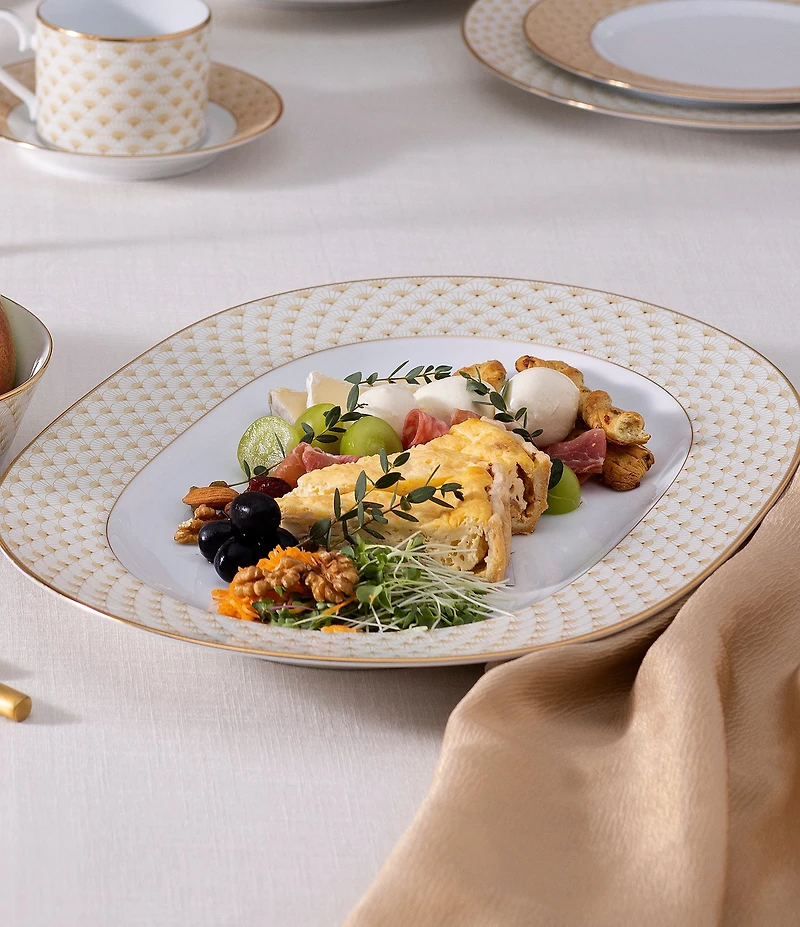 Noritake Trocadero Gold Collection Oval Platter