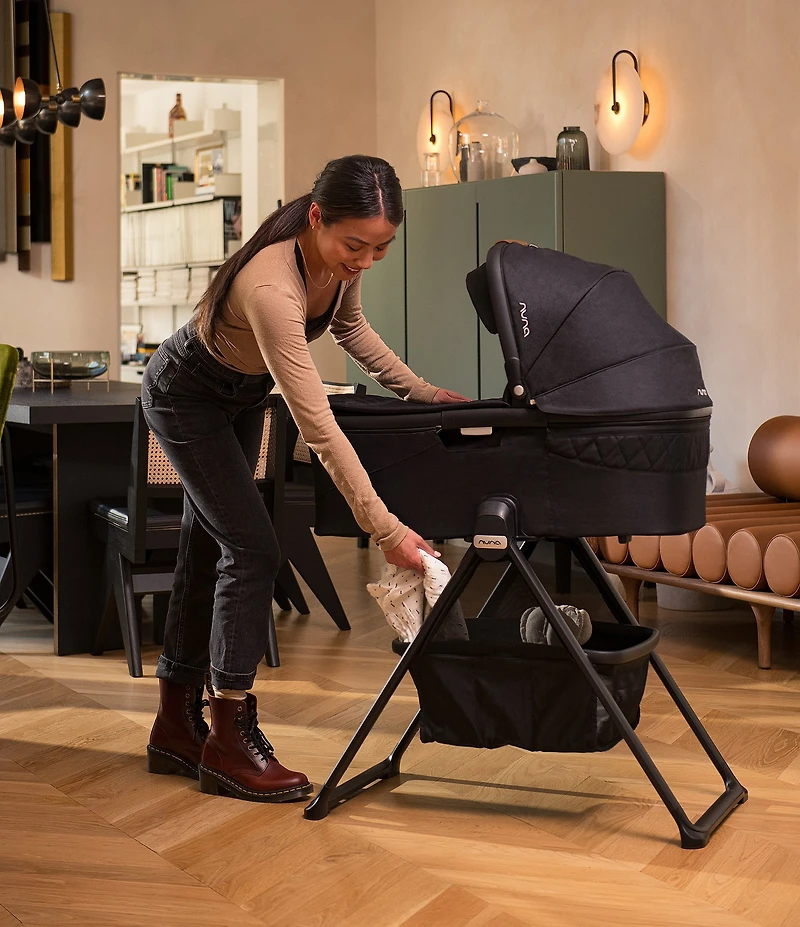 Nuna Demi™ Grow Bassinet + Stand