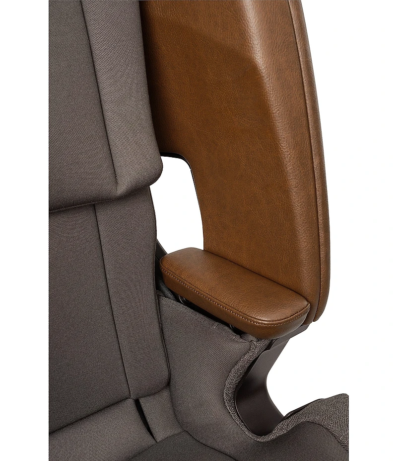 Nuna Lumn™ Harness to Booster Car Seat