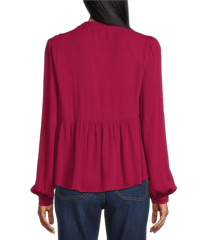 Nurture Bracelet Sleeve Y-Neck Top