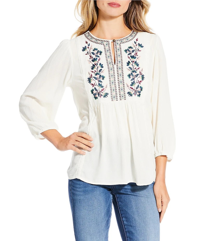 Nurture Petite Size 3/4 Sleeve Keyhole Neck Embroidered Lace Square Yoke Top