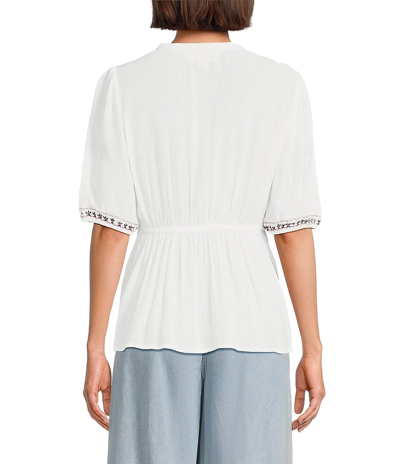 Nurture Petite Size Embroidered V-Neck Elbow Puff Sleeve Top