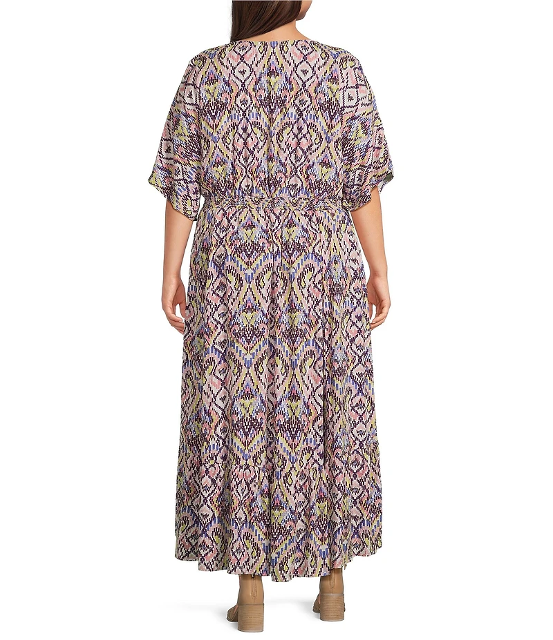 Nurture Plus Size V-Neck Short Sleeve Midi Dress