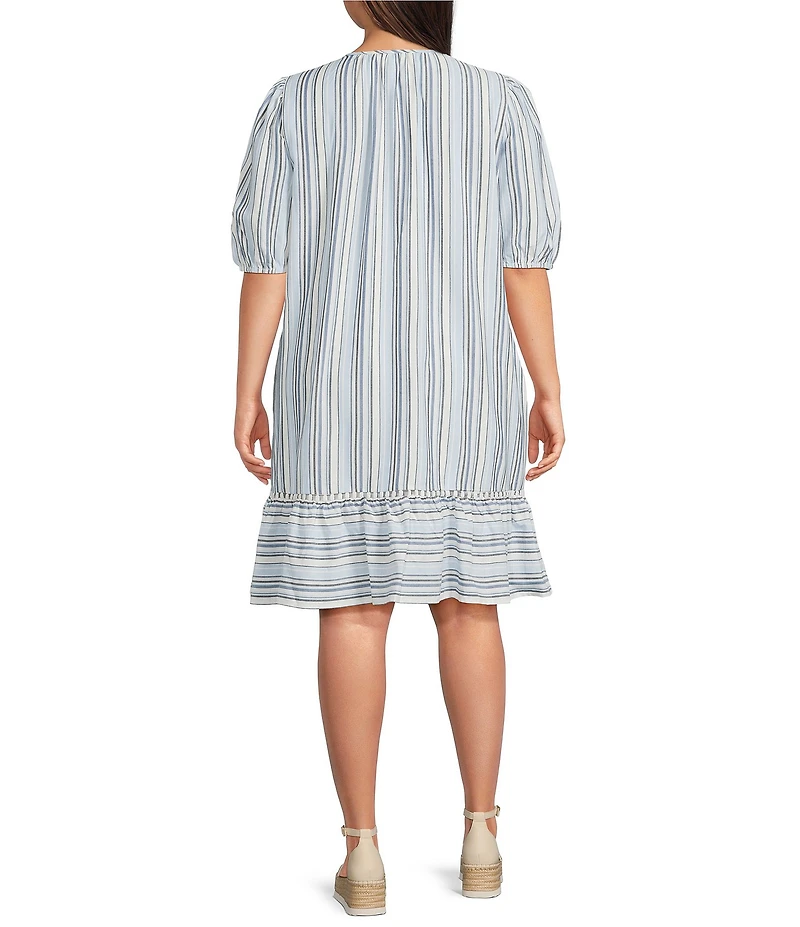 Nurture Plus Size Elbow Sleeve V-Neck Short Dress