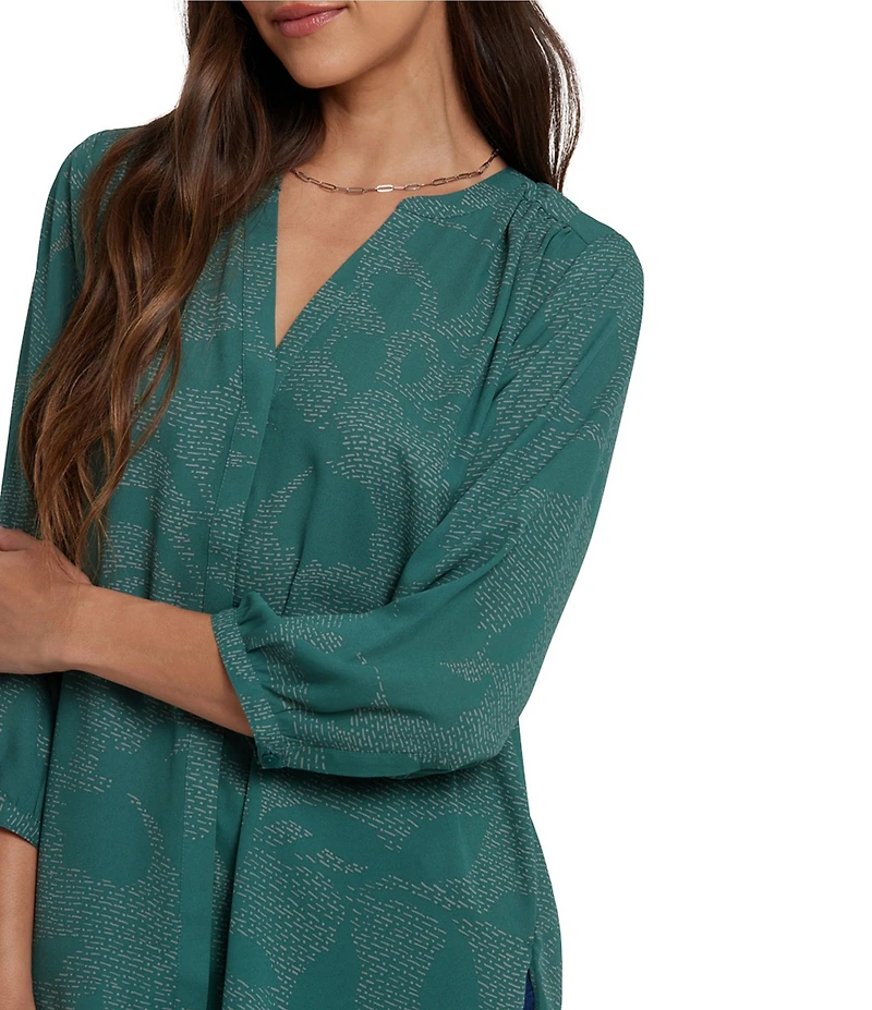 NYDJ Woven Printed Split V-Neck 3/4 Sleeve Button Front Blouse