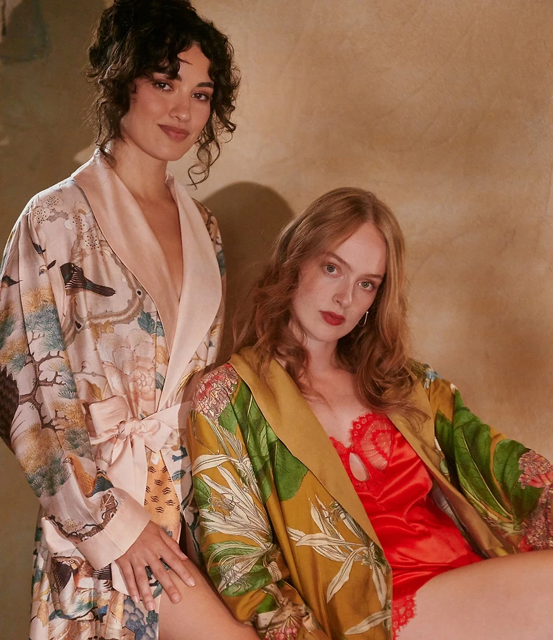 One Hundred Stars Hummingbird Print Long Sleeve Wrap Robe