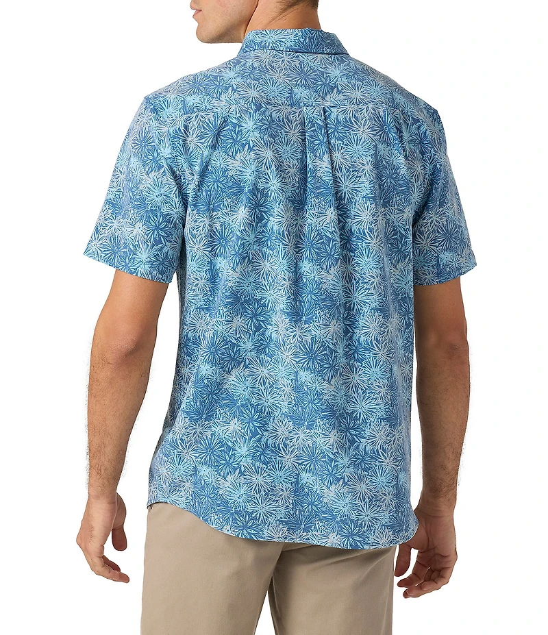 O'Neill TRVLR UPF Traverse Relaxed Fit Short Sleeve Printed Woven Shirt