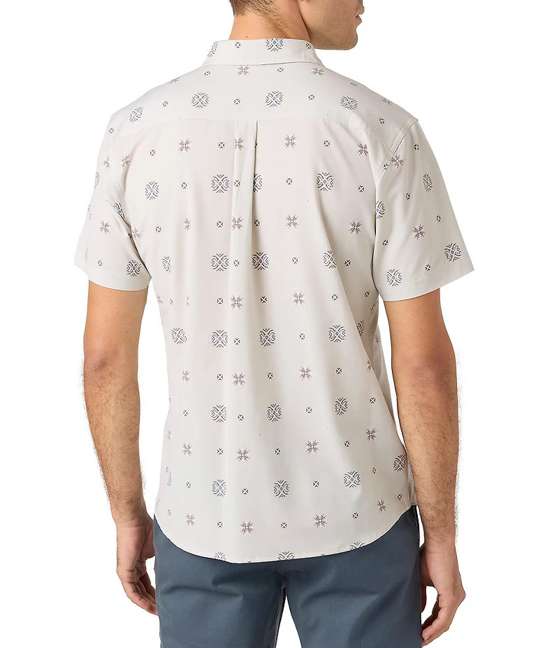 O'Neill TRVLR UPF Traverse Short Sleeve Standard Fit Woven Shirt