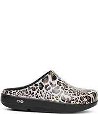 OOFOS OOcloog Leopard Clogs