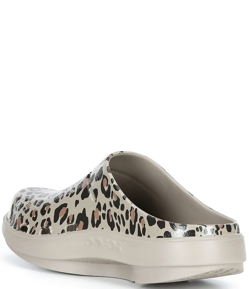 OOFOS OOcloog Leopard Clogs