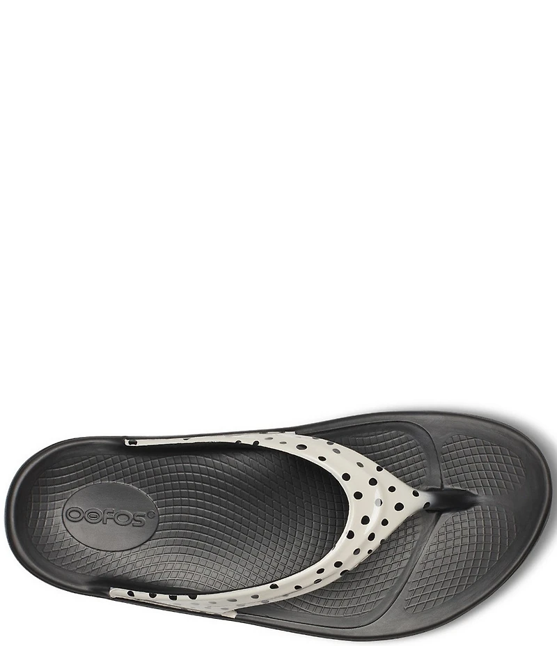 OOFOS OOlala Pebble Print Recovery Thong Sandals