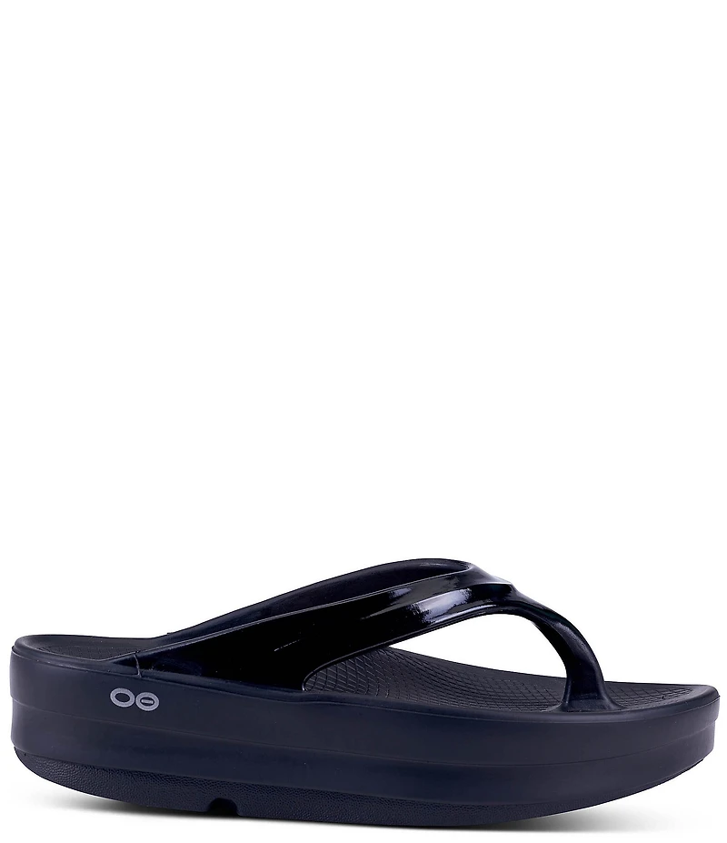 OOFOS OOmega Recovery Thong Platform Sandals