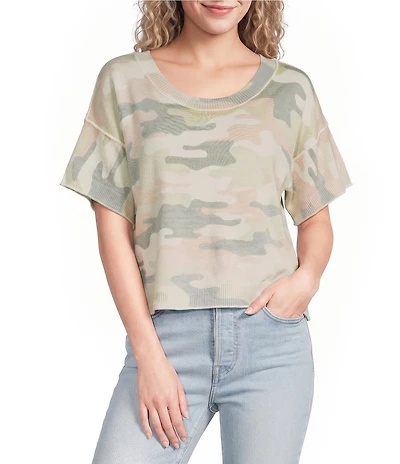 Originality Camo Printed Short Sleeve Sweater