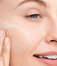 Origins BRILLIANT BESTS GINZING™ Protect & Glow Gift Set