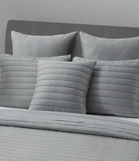 Oscar/Oliver Valencia 20#double; Square Quilted Decorative Pillow