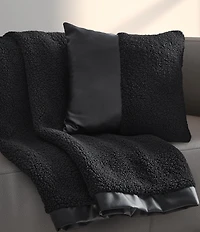 Oscar/Oliver Varick Boucle Throw Blanket
