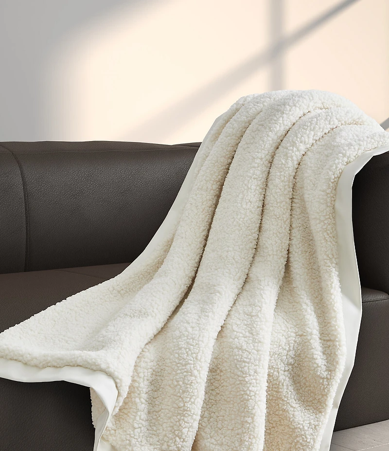 Oscar/Oliver Varick Boucle Throw Blanket