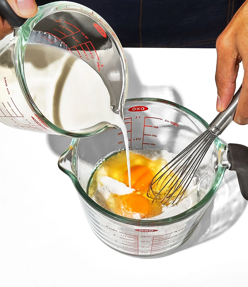 OXO Good Grips 2-Cup Glass Measuring Cup with Lid