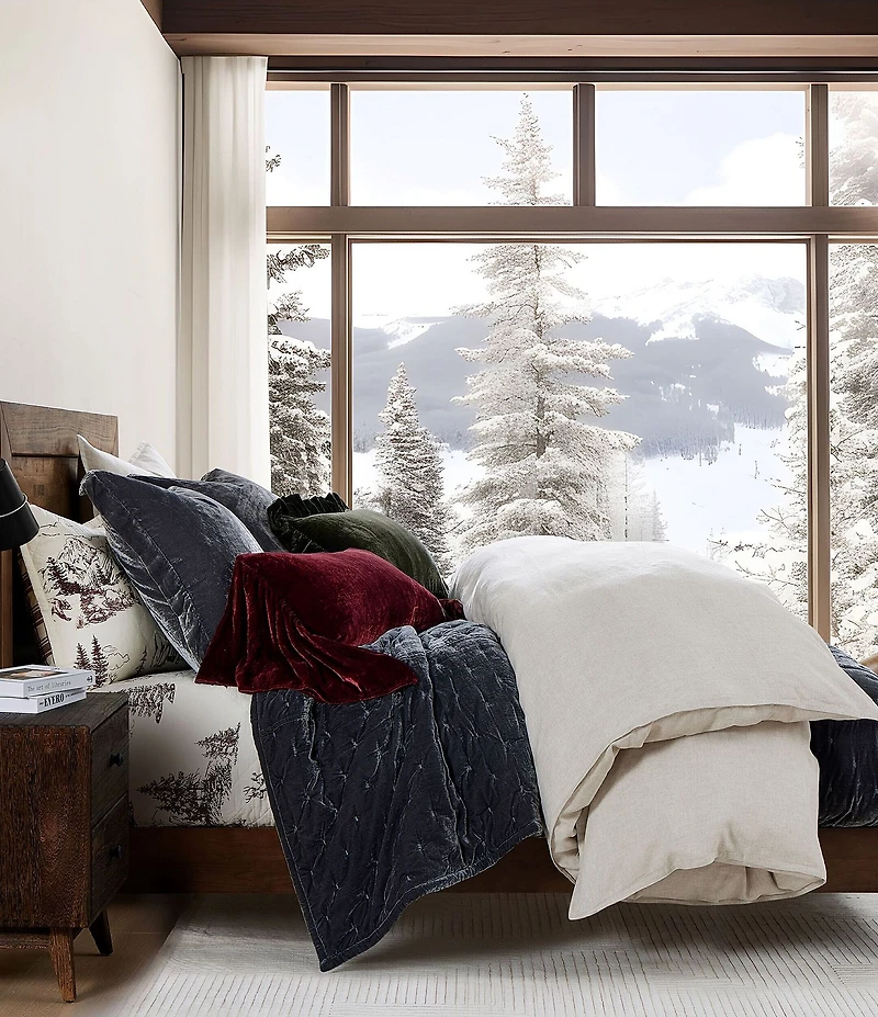 HiEnd Accents x Paseo Road White Pine Reversible Quilt Mini Set