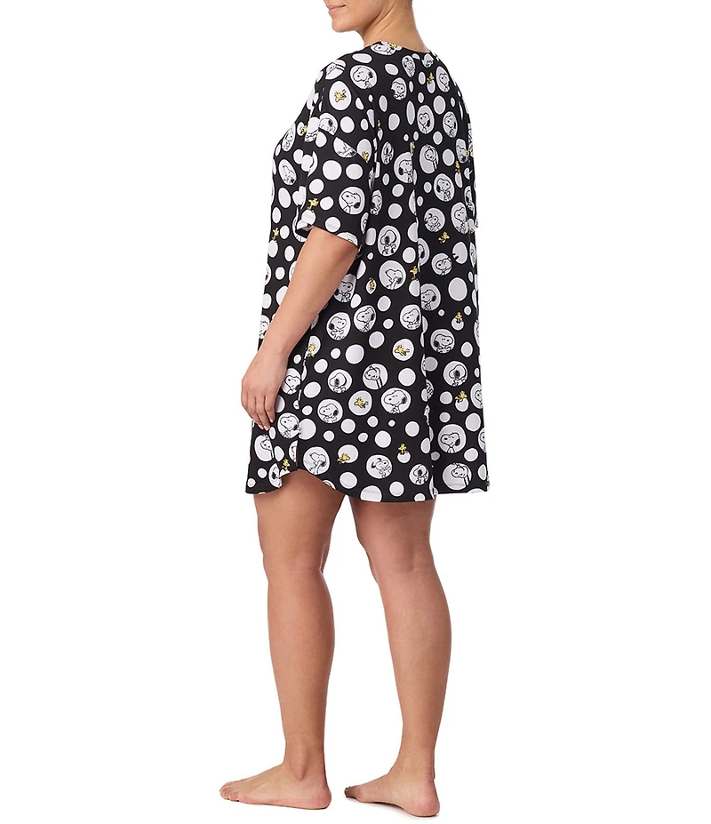 Peanuts Plus Size Dotted Snoopy Print Short Sleeve Round Neck Jersey Knit Sleepshirt