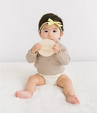 Pearhead Wooden Baby Monthly Milestone Props