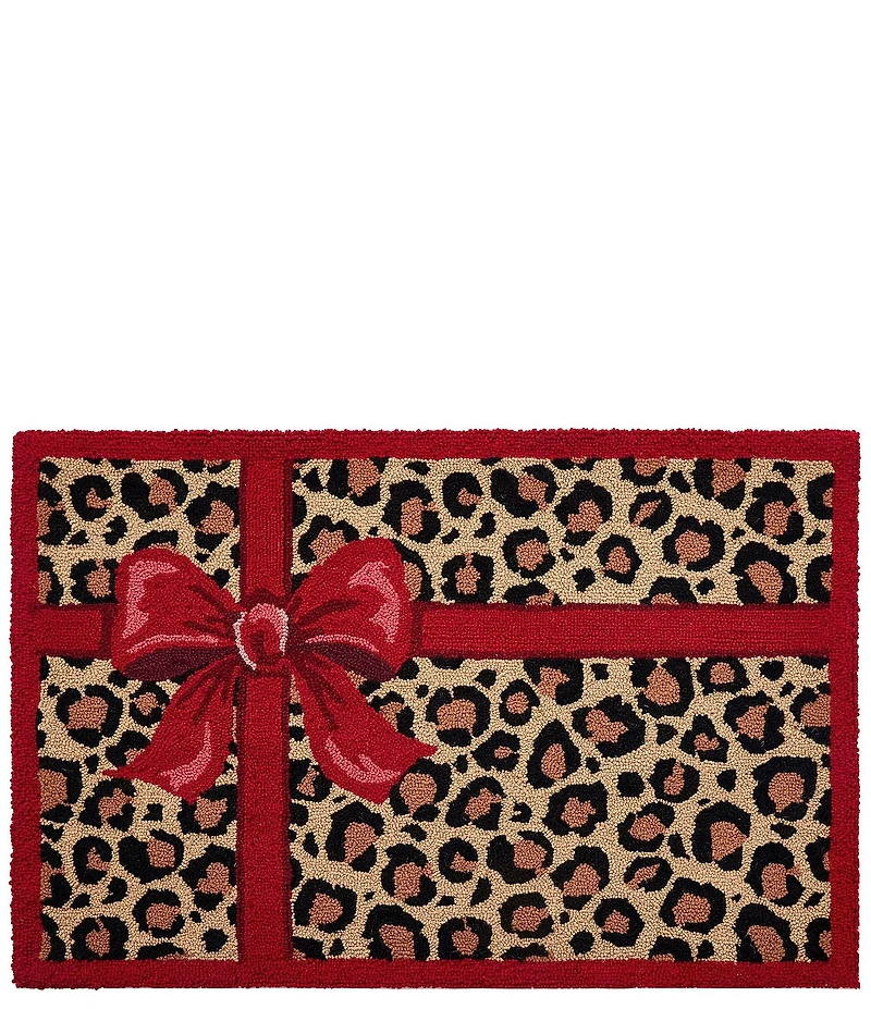Peking Handicraft Holiday Collection Hooked Wool Leopard Christmas Rug
