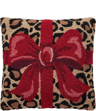 Peking Handicraft Holiday Collection Leopard Present Hooked Wool Pillow