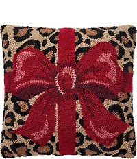 Peking Handicraft Holiday Collection Leopard Present Hooked Wool Pillow