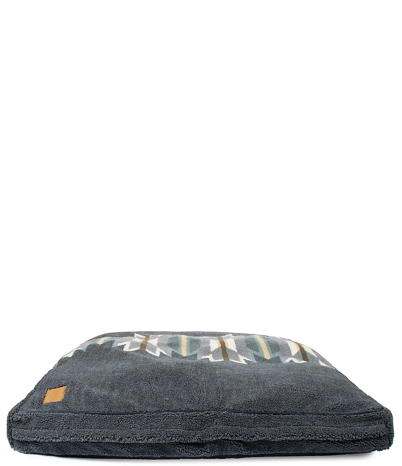 Pendleton Wyeth Trail Berber Pet Napper