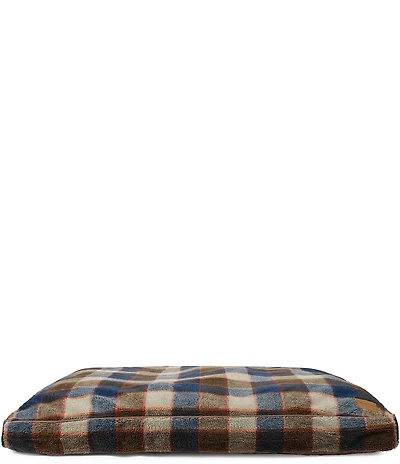 Pendleton Mountain Plaid Berber Pet Napper