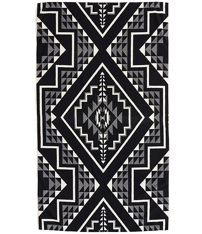 Pendleton Oversized Jacquard Spa Towel